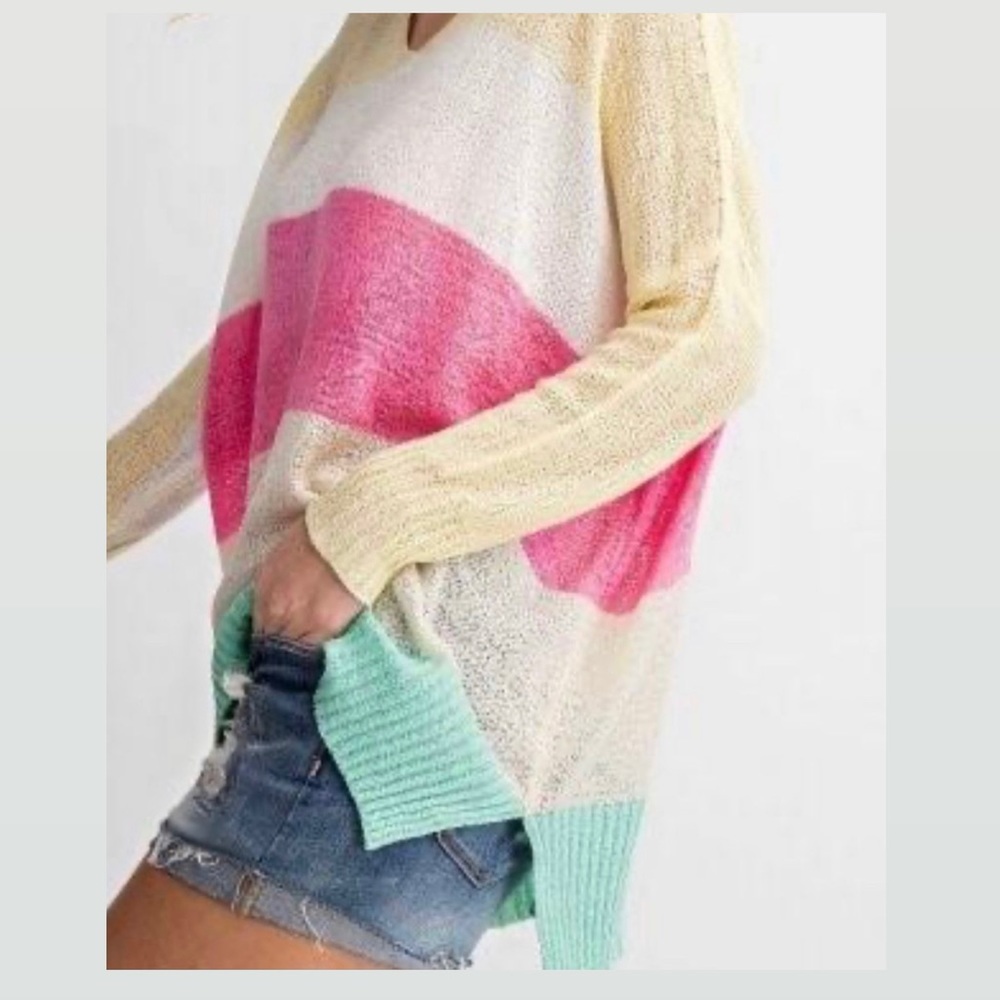 Women’s Light Weight Open Knit Sweater